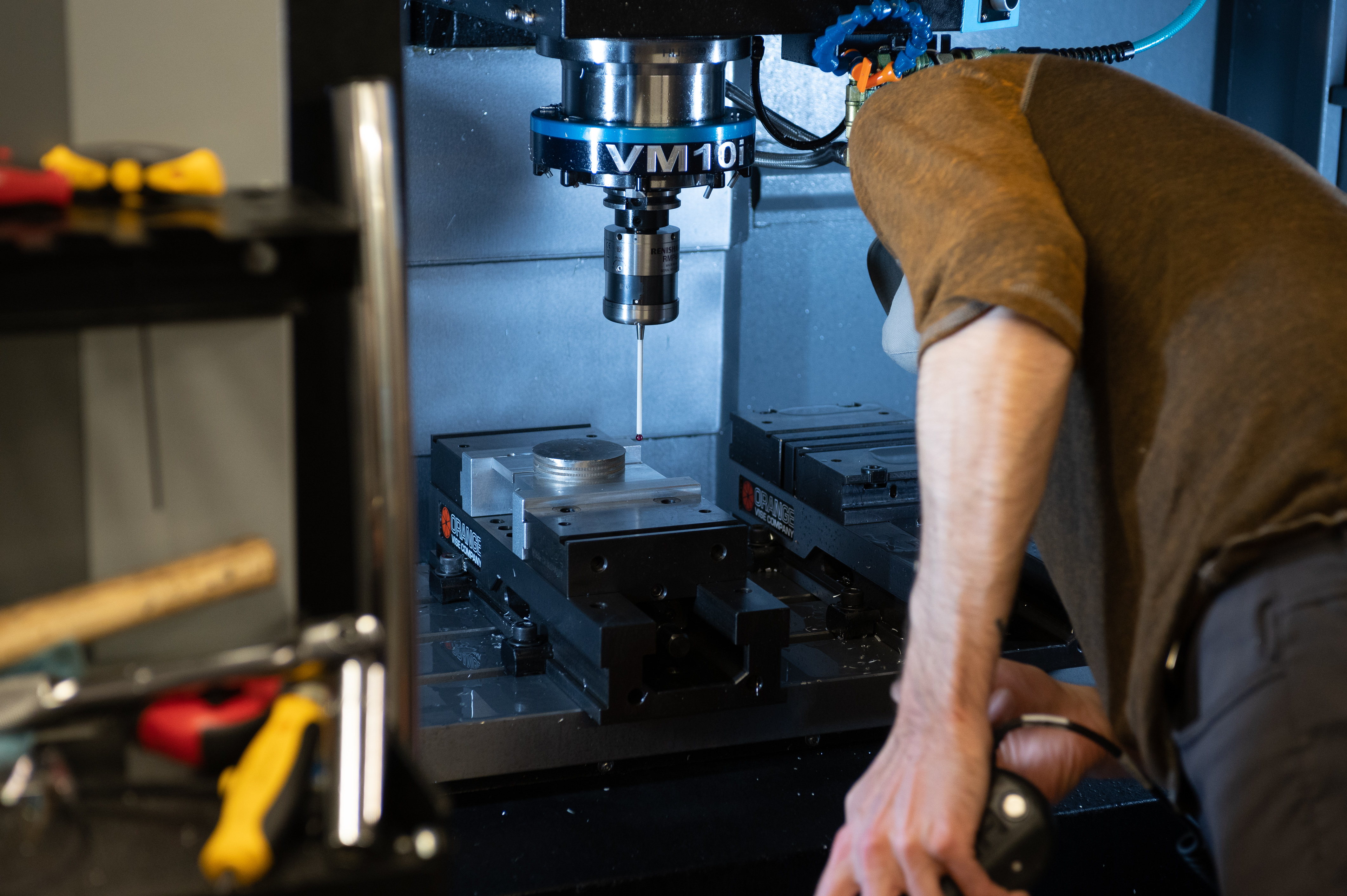CNC probing of injector plate prior to face milling